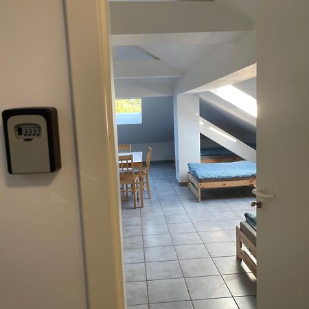 Kavkaz Restaurant & Hotel Lohmar Bagian luar foto